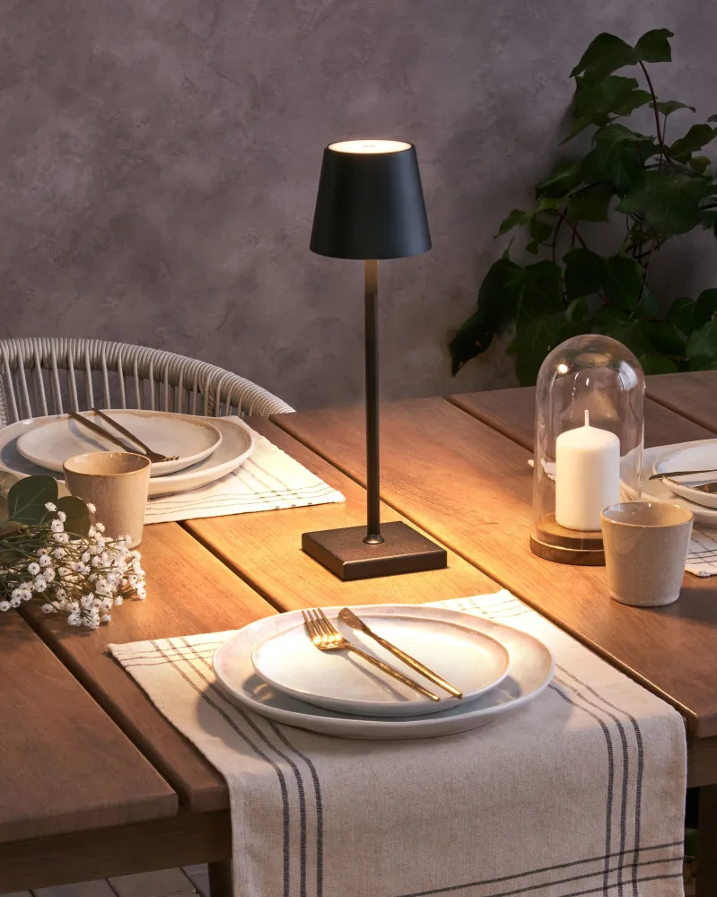 Wireless Metal Table Lamp Negro BACEIRO