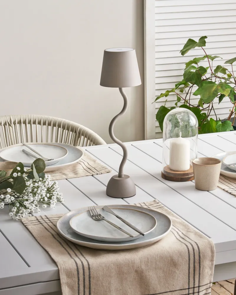 Wireless Metálico Table Lamp Beige VOUGA