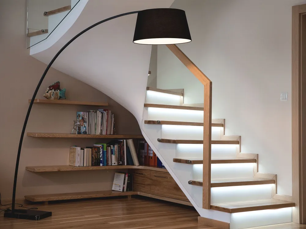 Lâmpada de Leitura Candeeiro de pé com abajur preto 188 cm BENUE