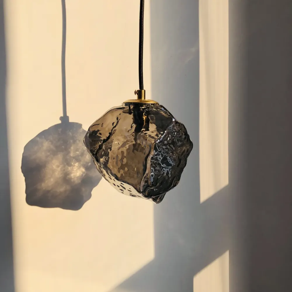 Lustre Premium Suspended/shine luminaire