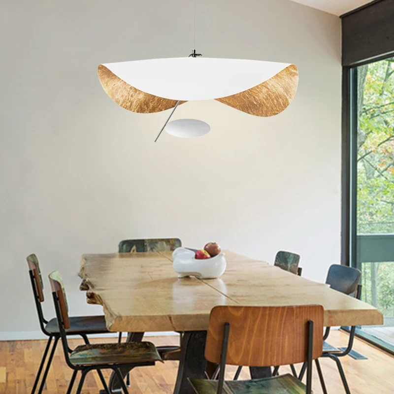 Suspended/legendary luminaire com Tripla Iluminação