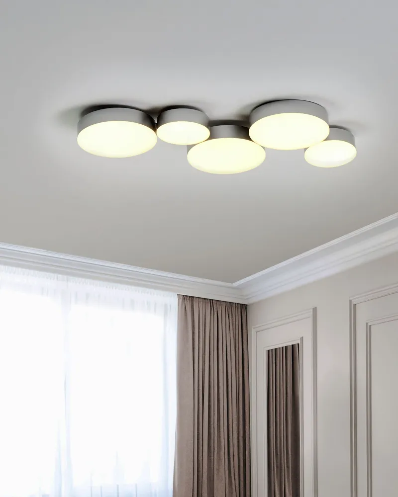 Candeeiro de teto com 5 focos LED em metálico prateado LUGA com Controle Remoto