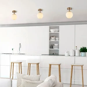 Candeeiro de teto em metálico com globo D15 x A23 cm dourado e branco - DAMAR