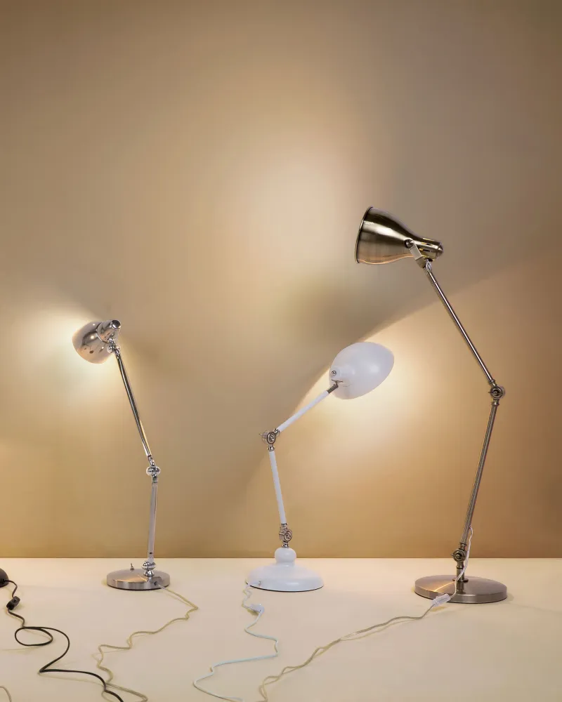 Metal Desk Lamp White MERAMEC