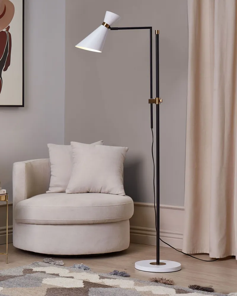 Metal Floor Lamp Pérola MELAWI