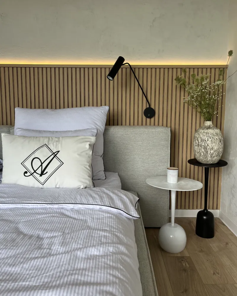 Metal Side Table Branco EUCLA